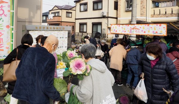 △生産者と消費者の交流の場として定着した「ええもんマルシェ」